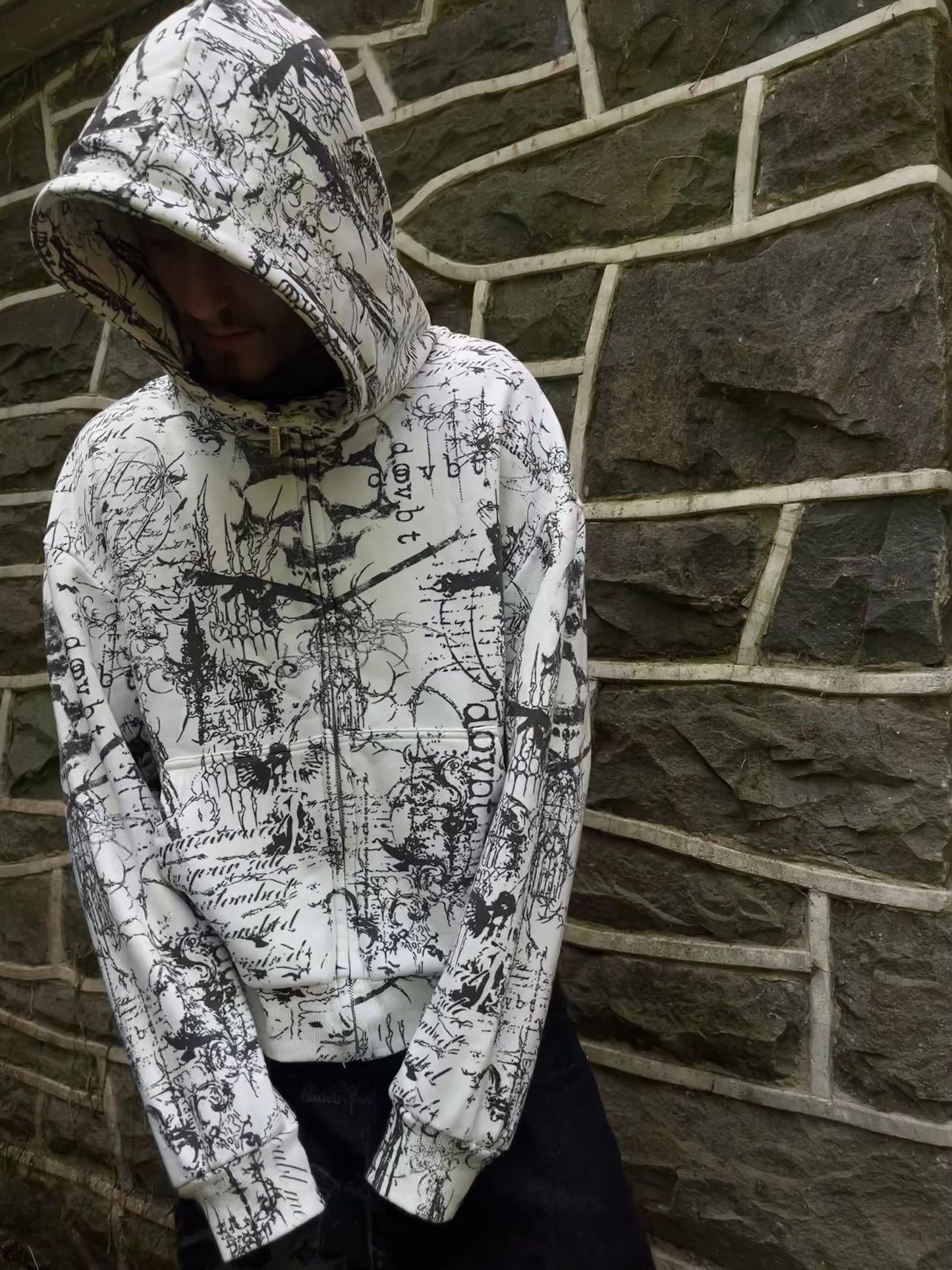 "sigil' zip up