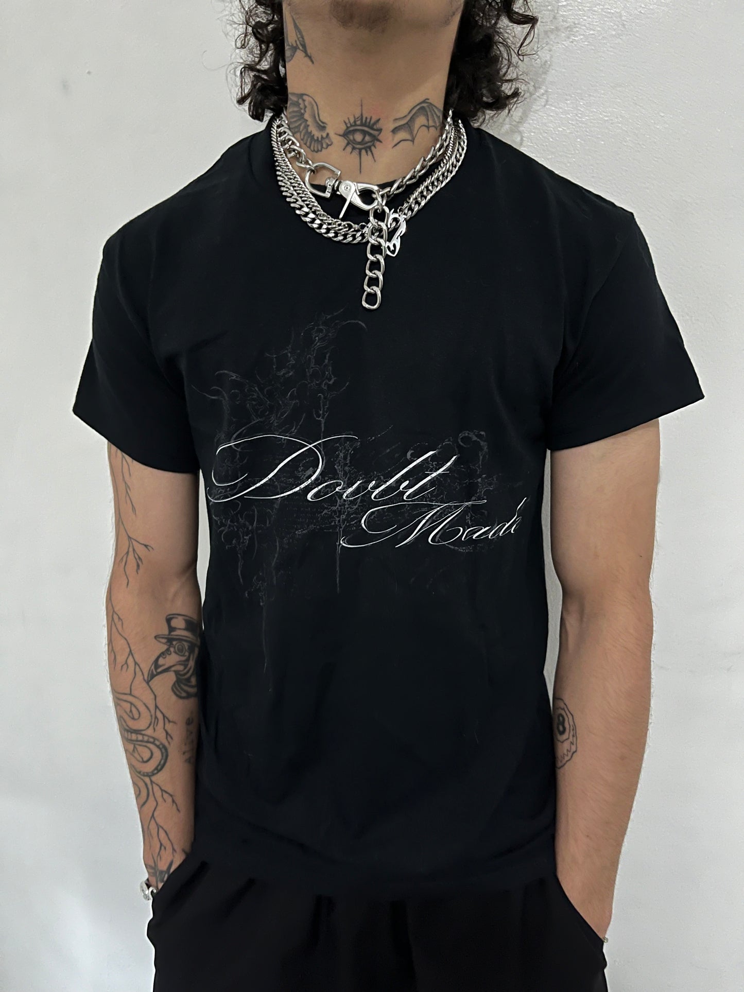 "sigil" tee