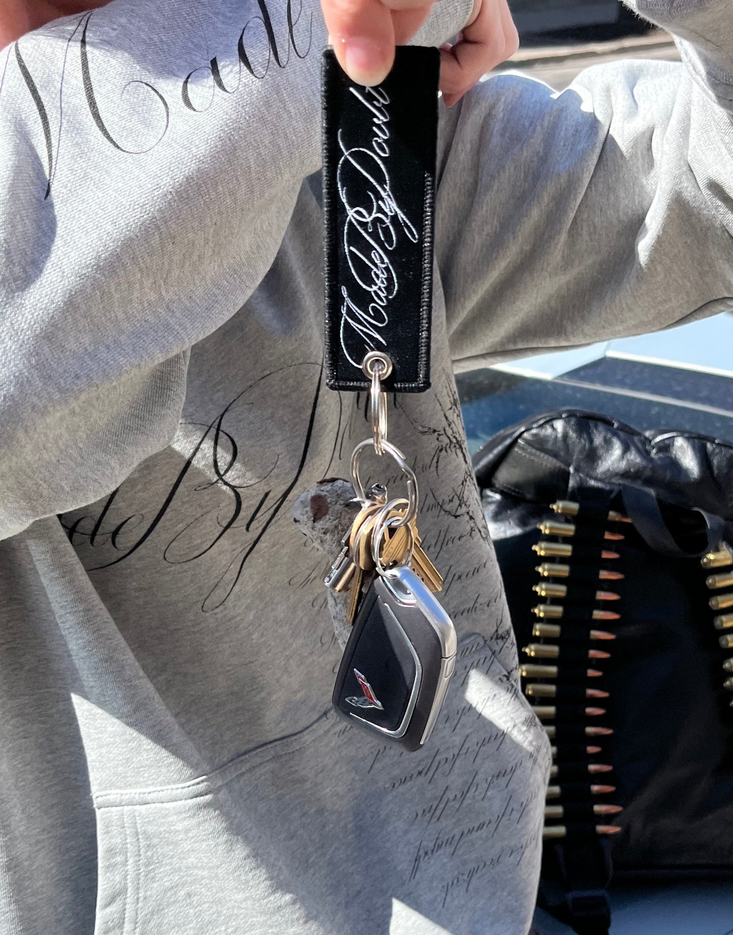 reversible madebydovbt keychain (2 pack)
