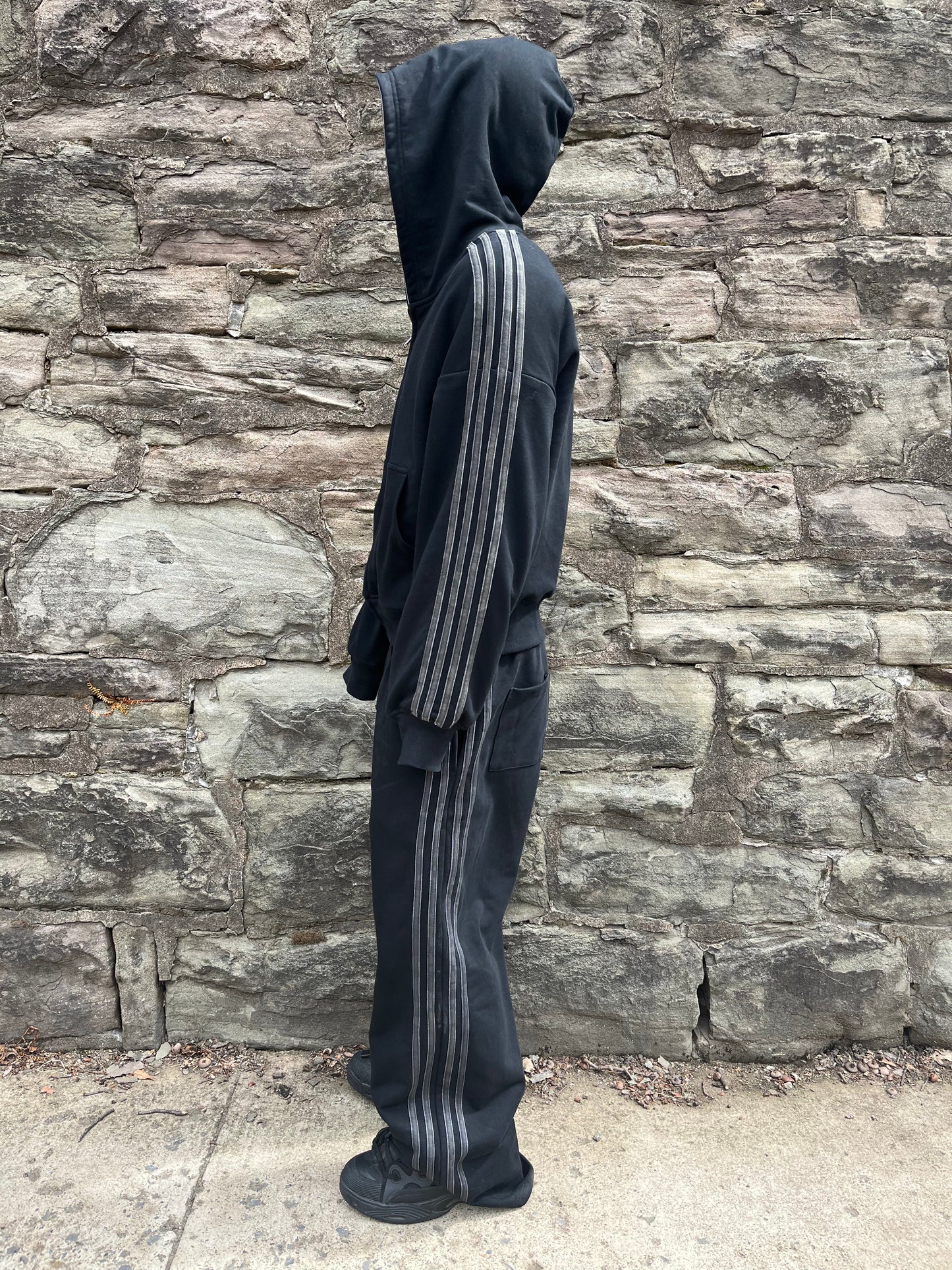 "dark trak" baggy sweats